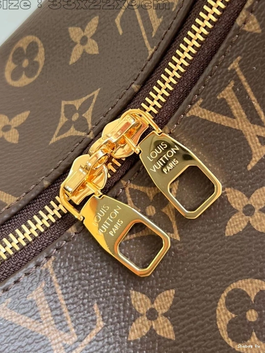 Slouchy VUITTON LOUIS PM-33*22*9CM 0815